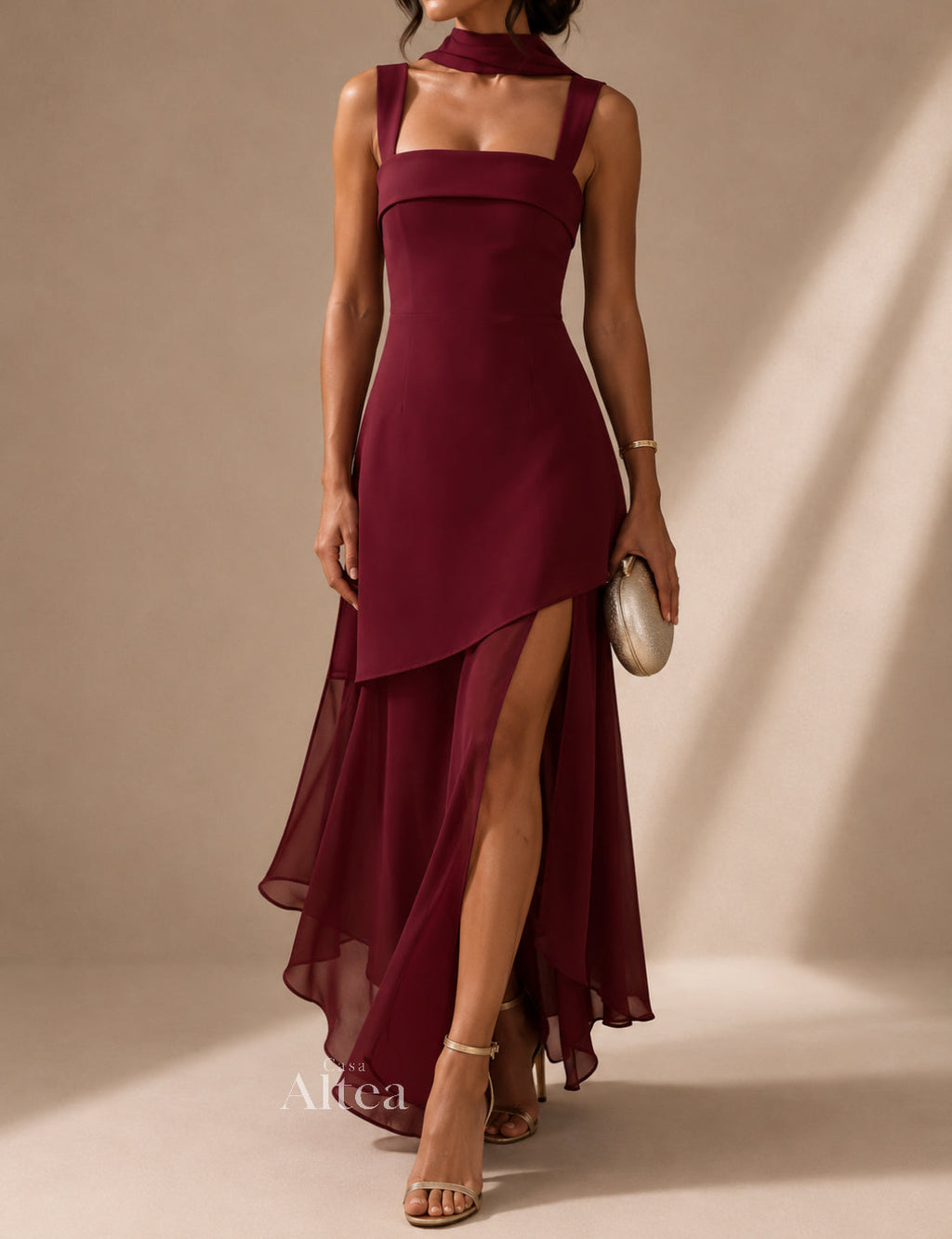 Celia Vestido Maxi Borgoña con Detalle de Lazo y Falda de Gasa
