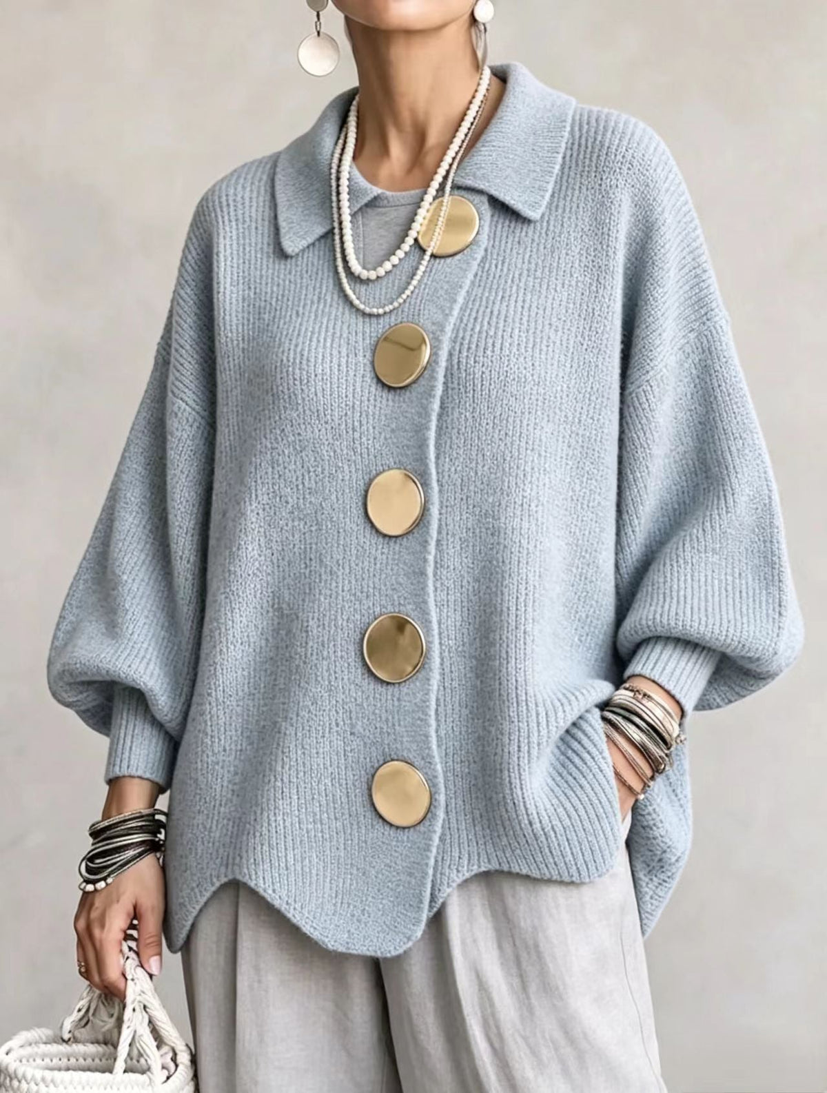 Valentina | Cárdigan Oversize con Botones Dorados