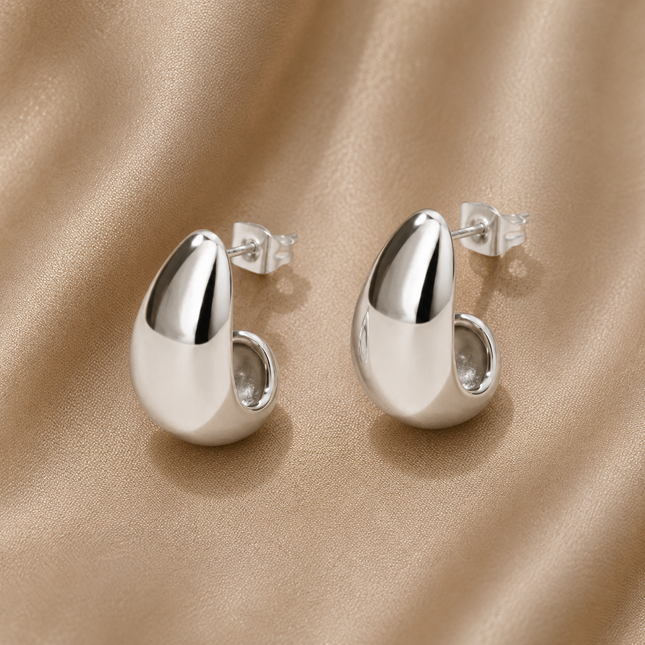 Gabriela Pendientes Gota Plata