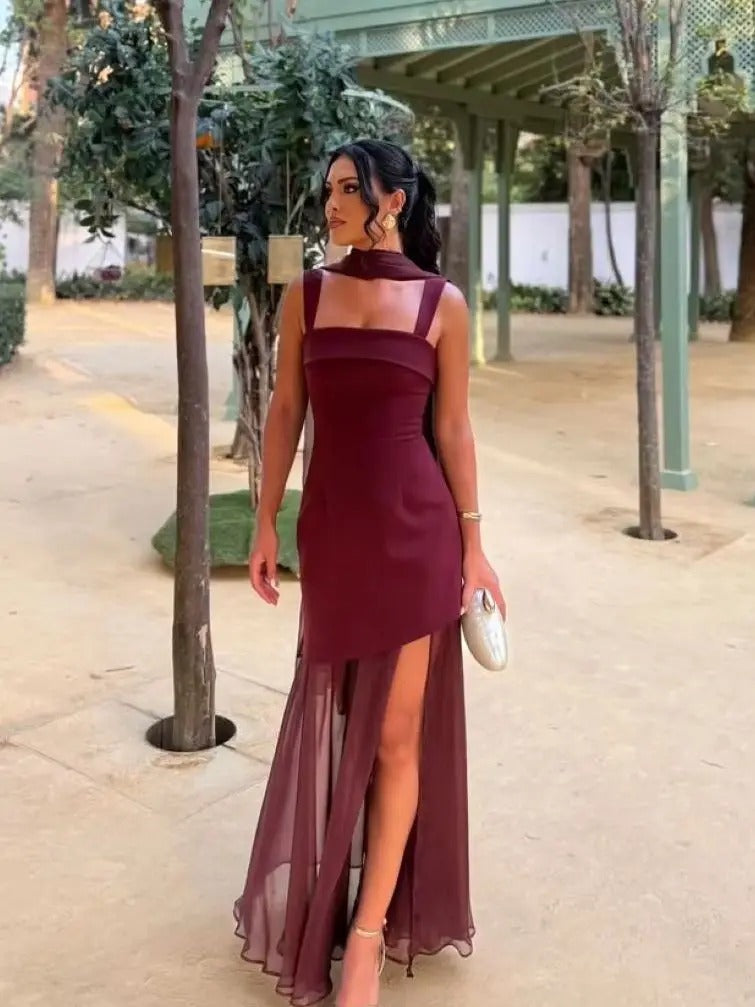 Celia Vestido Maxi Borgoña con Detalle de Lazo y Falda de Gasa